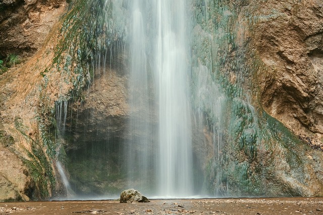 Agile and Waterfall Methodologies